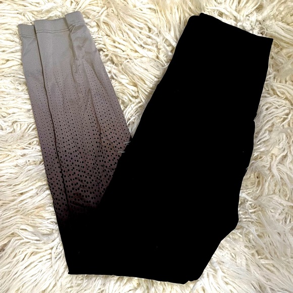 Beyond Yoga Pants - Beyond Yoga x equinox fade to black and gray ombré athletic workout leggings